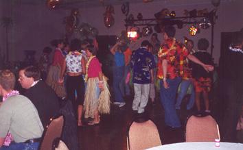 Luau 15.JPG (12997 bytes)